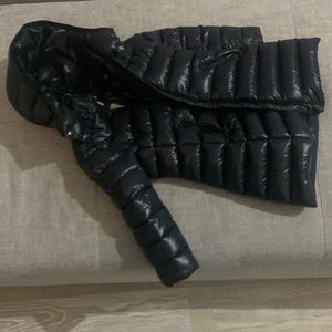 Little Girls Moncler Coat Size 5 with Detachable Hood